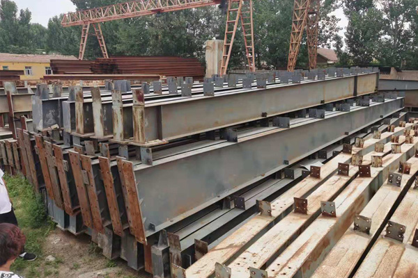 門(mén)式鋼結(jié)構(gòu)輕型鋼結(jié)構(gòu)預(yù)制倉(cāng)庫(kù)